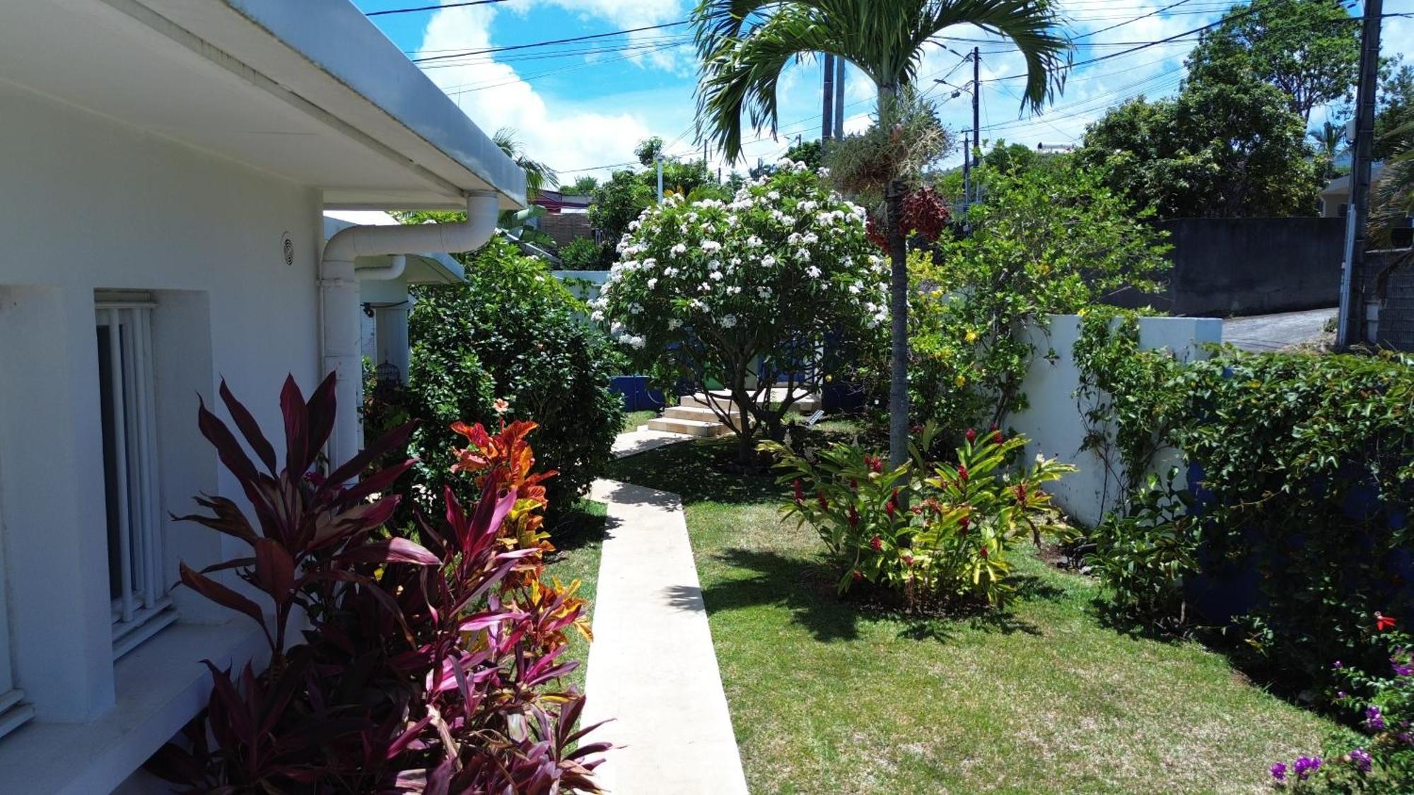 Villa BELLE VUE, CHAMBRE BAMBOUS Saint Pierre Exterior foto